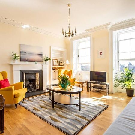 Apartament Altido Retro Castle Retreat 2Bed Edynburg Zewnętrze zdjęcie