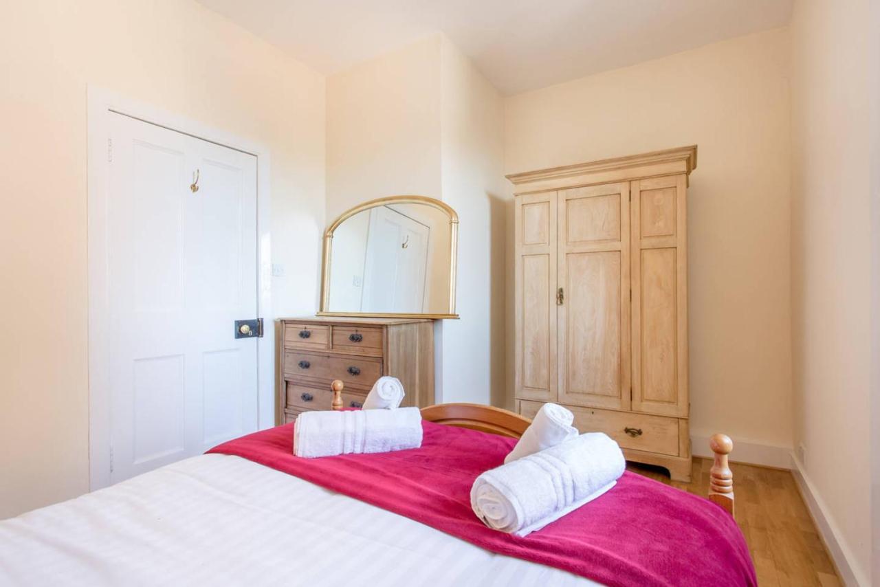 Apartament Altido Retro Castle Retreat 2Bed Edynburg Zewnętrze zdjęcie