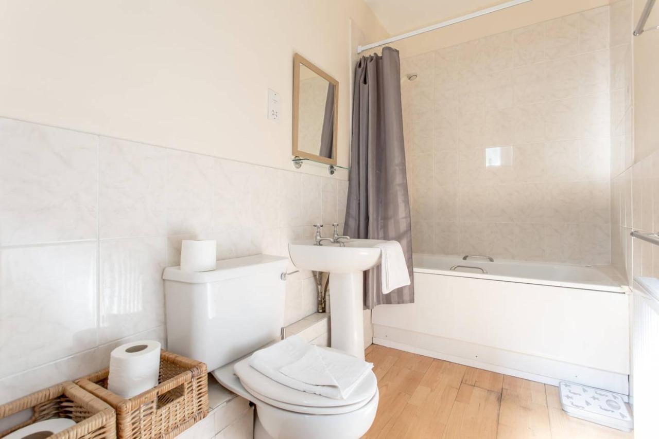 Apartament Altido Retro Castle Retreat 2Bed Edynburg Zewnętrze zdjęcie